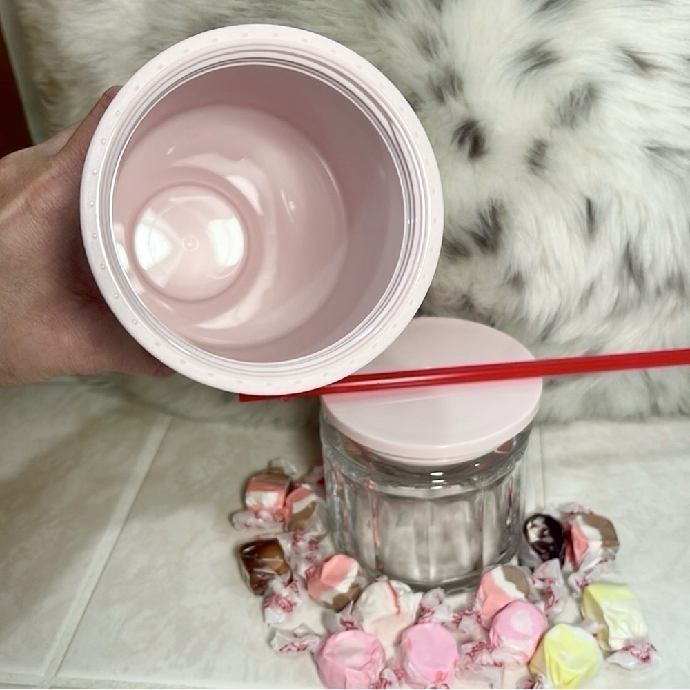 Starbucks Pink Glitter Limited Edition Valentine’s Hearts 24oz Tumbler New - Picture 10 of 17
